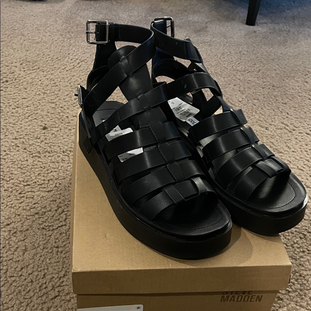 Steve Madden Black Gladiator Sandals